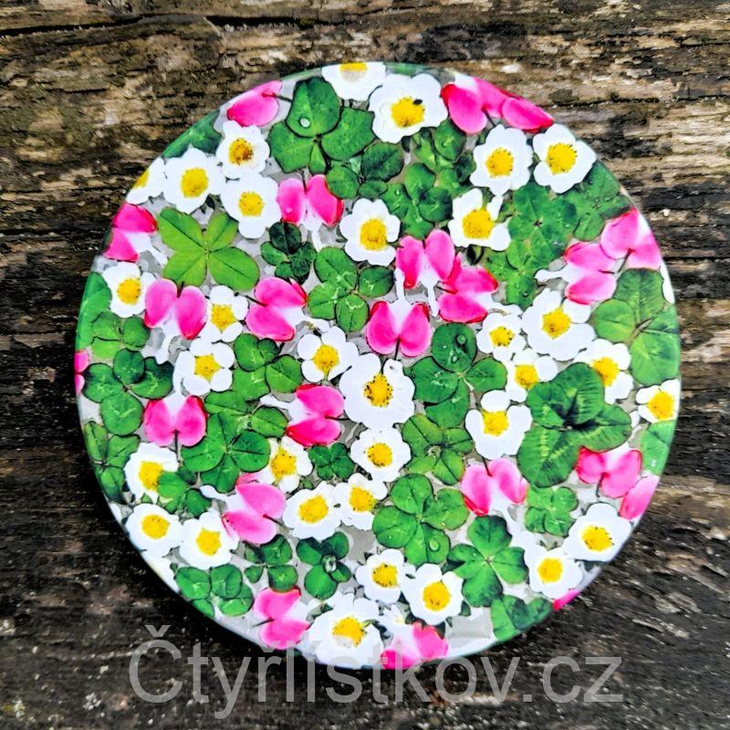 Podtácek - čtyřlístky s květy srdcovky a jahodníku - kruh 10cm